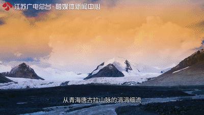 DƬ